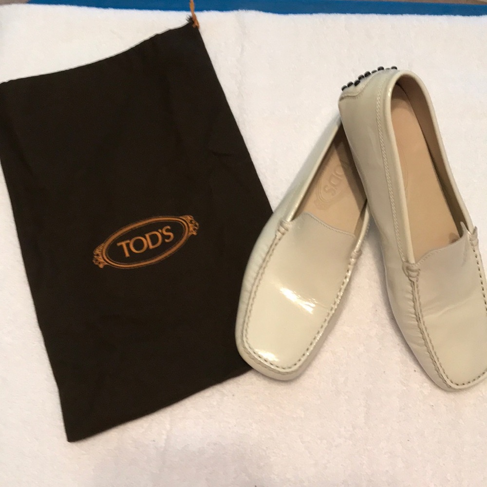 Tods White/cream Driving Moccasins